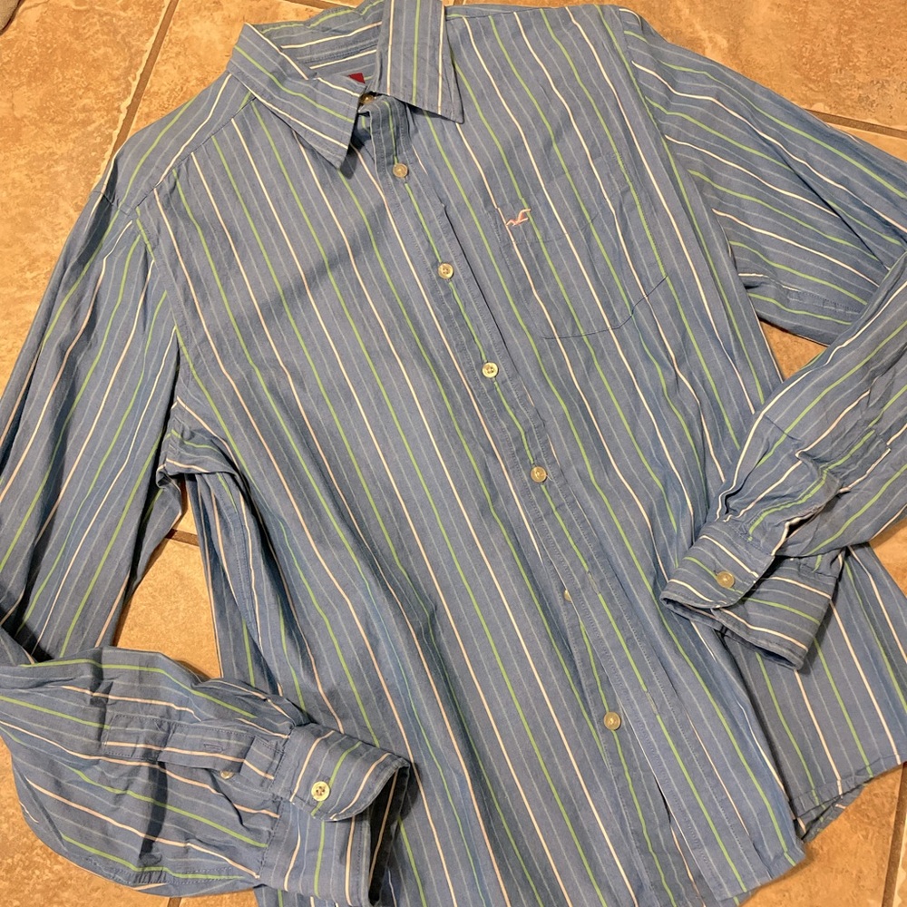 Hollister button down shirt - mens -SzL
